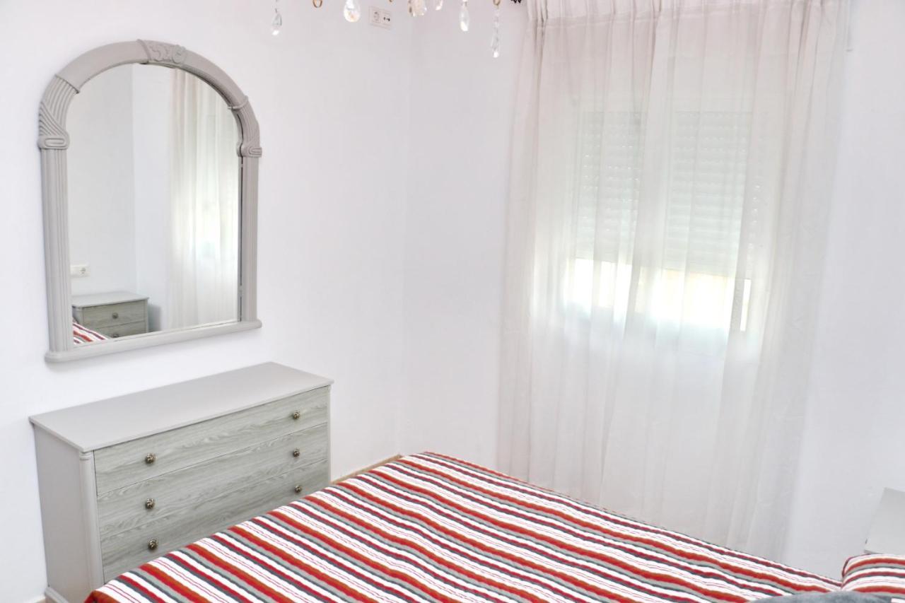 Apartamento Cervantes Conil De La Frontera Luaran gambar